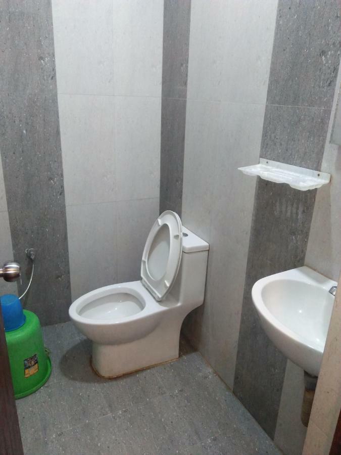 Central Saphire Residency-Only For Indians Chennai Exterior photo